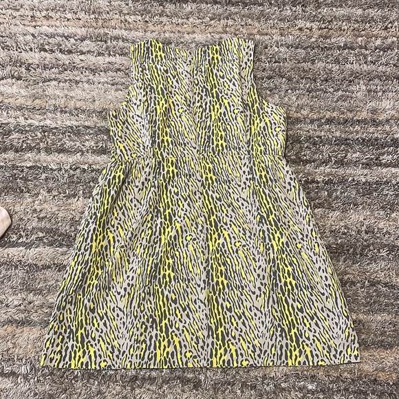 Size 20. Gap Sheath Dress - Picture 3 of 3